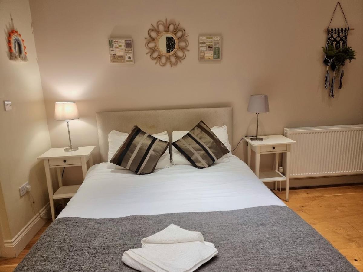 Notting Hill 2 Bed Flat - 5 Min To Portobello Road Apartment *