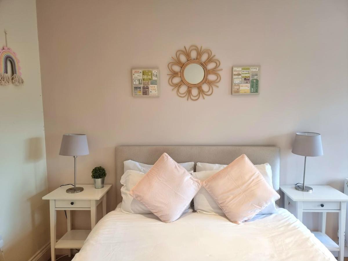 Notting Hill 2 Bed Flat - 5 Min To Portobello Road