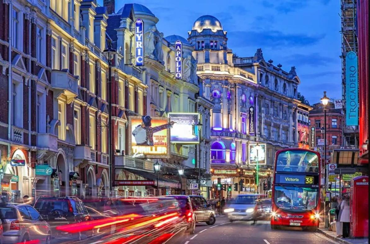 Notting Hill 2 Bed Flat - 5 Min To Portobello Road * London