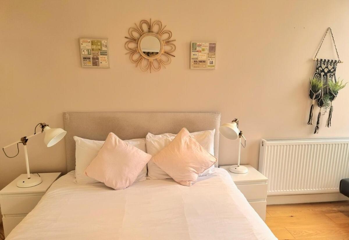 Notting Hill 2 Bed Flat - 5 Min To Portobello Road London