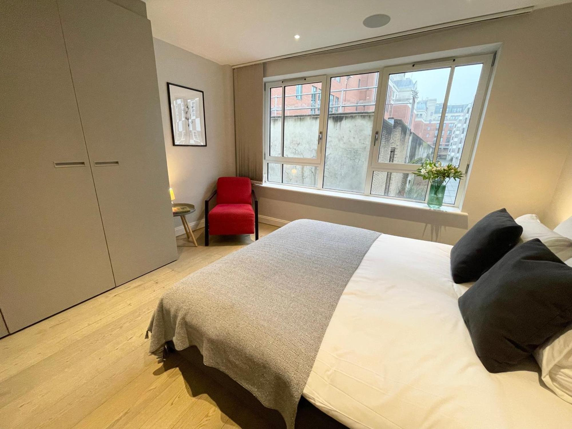 Luxury In Westminster Apartment London