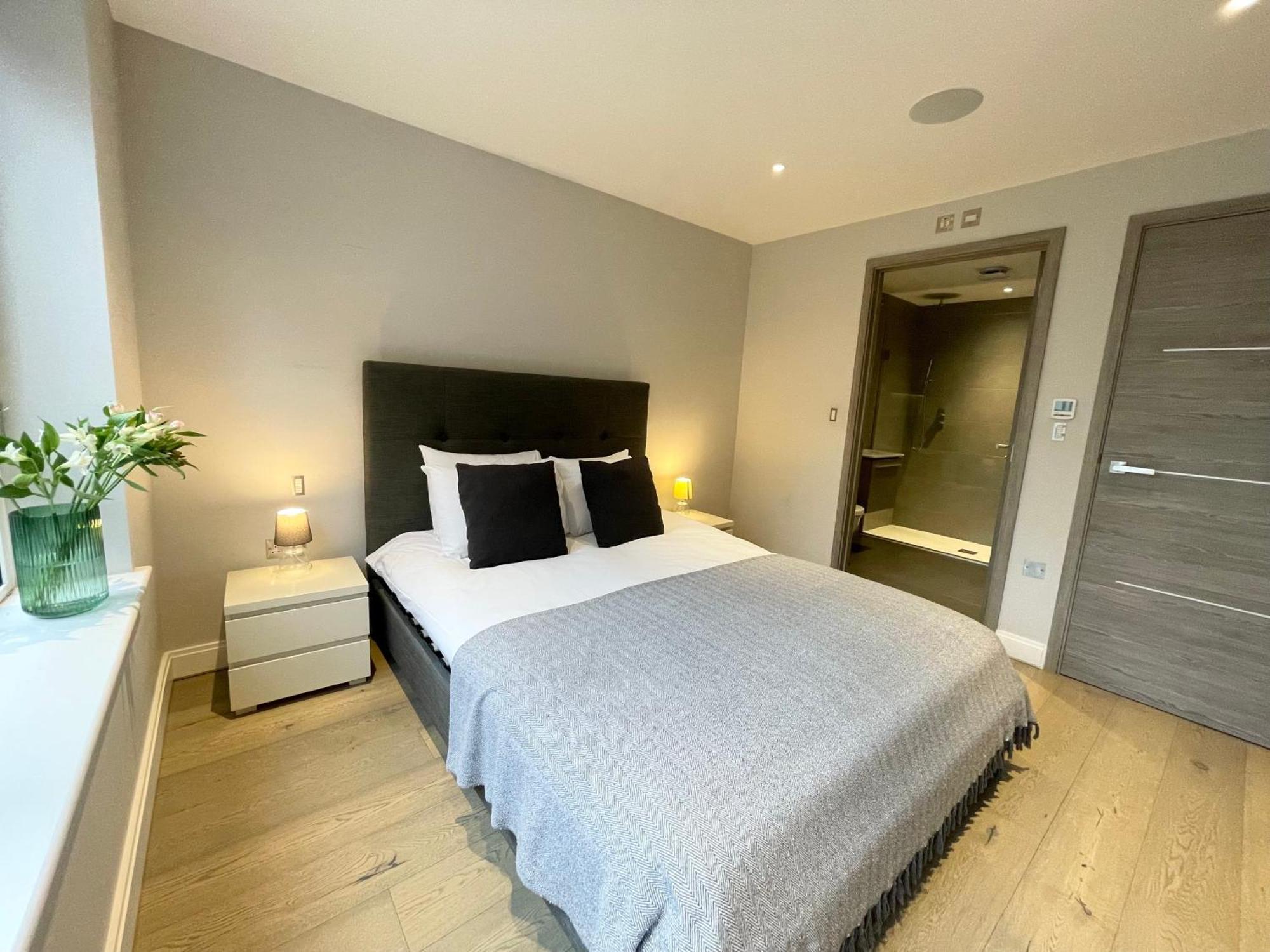 Luxury In Westminster Apartment London