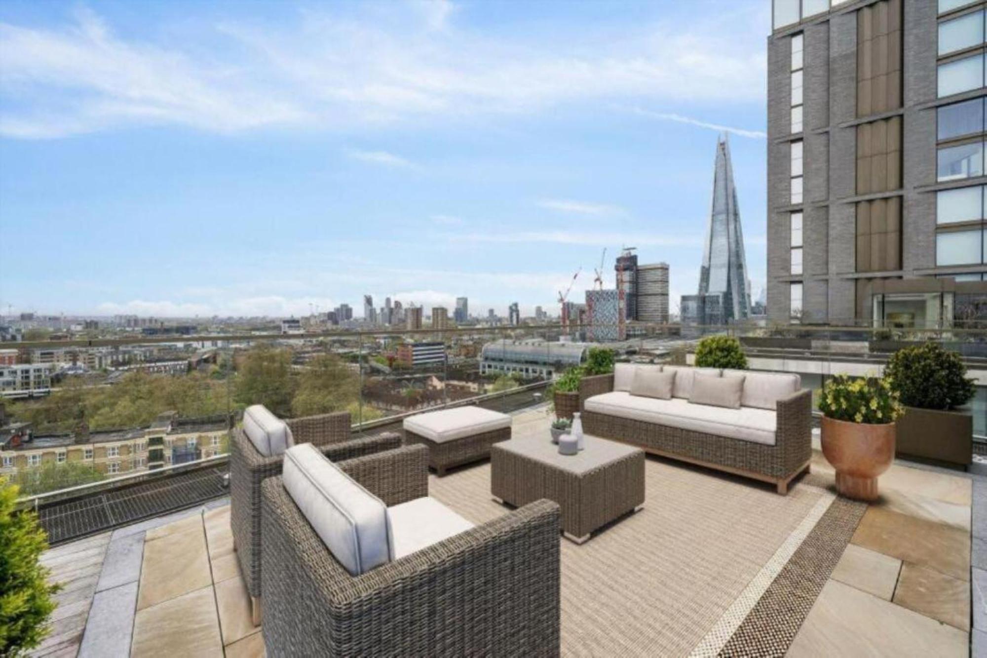 5 Million Pound Stunning Luxury Penthouse Tower Bridge Sleeps 8 Private Jacuzzi Lägenhet