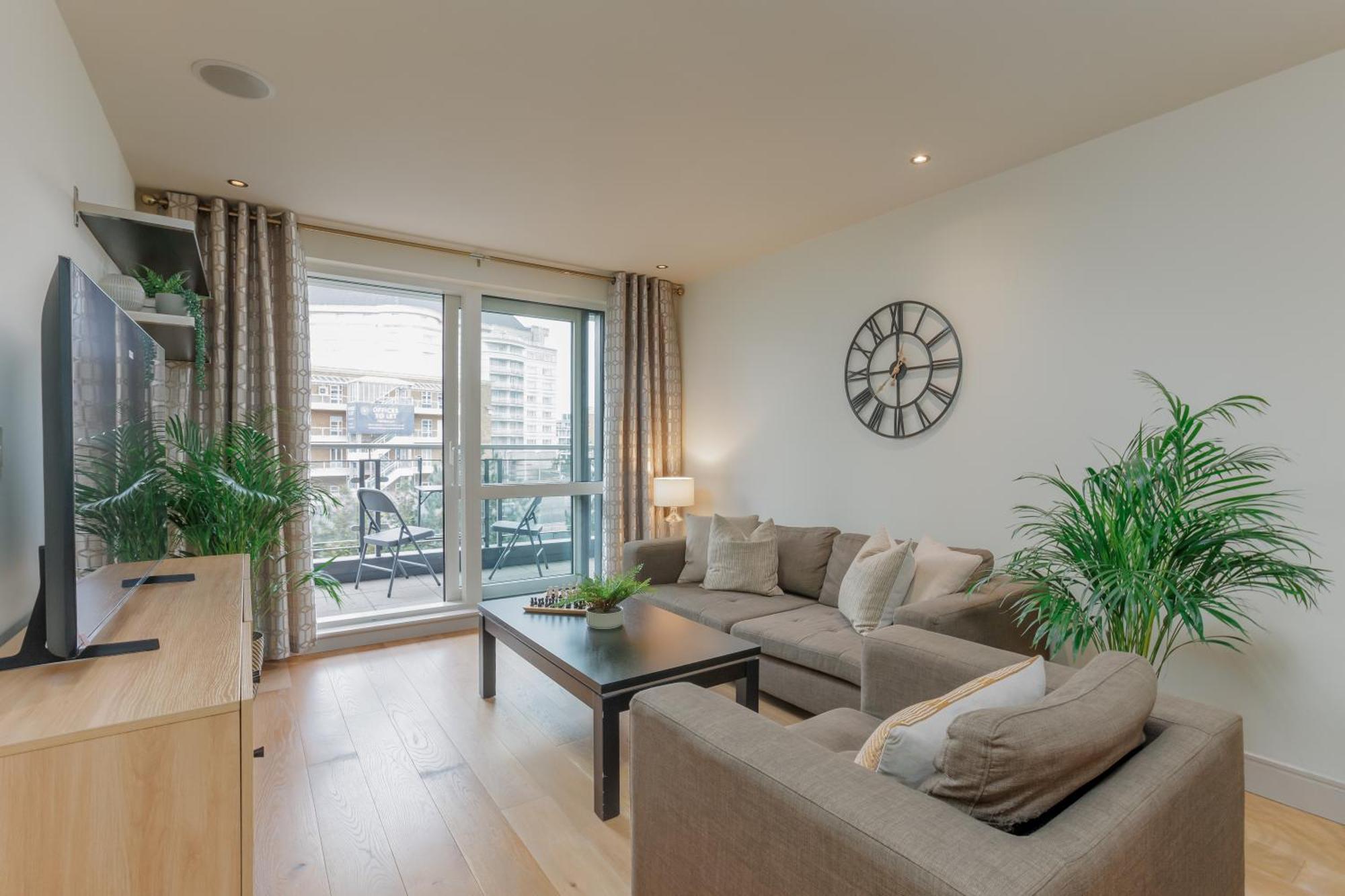 Starhost Residences - Spacious 1-bedroom With Balcony Apartment