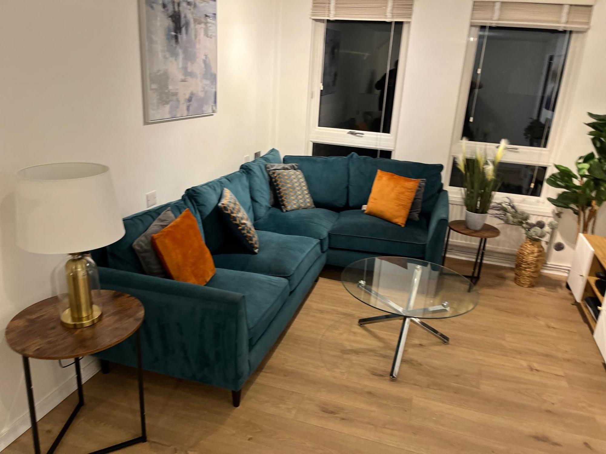Facing Covent Garden Station Apartment