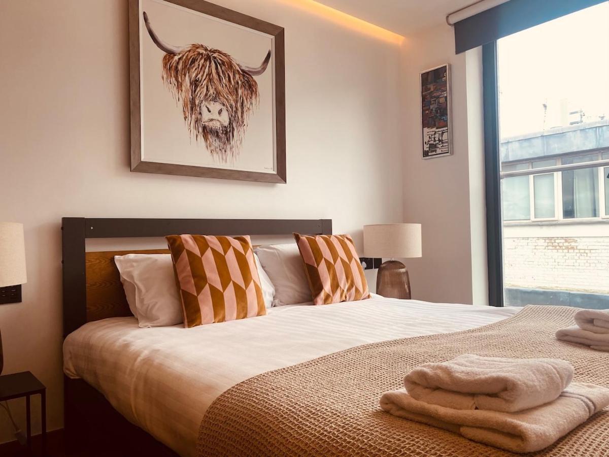 Trendy Shoreditch 3 Bed 2 Bath Penthouse With Terrace & Park View Lejlighed