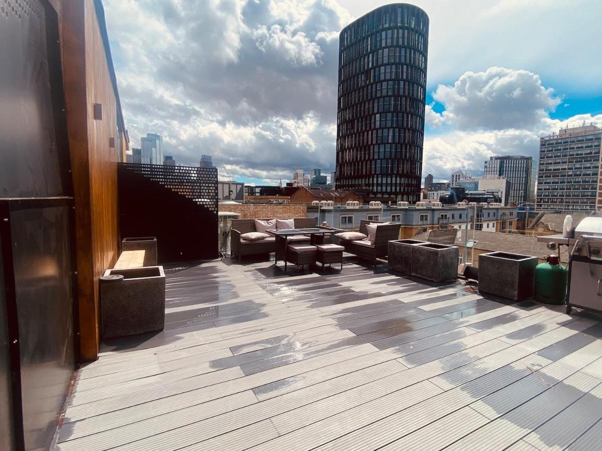 Trendy Shoreditch 3 Bed 2 Bath Penthouse With Terrace & Park View Lejlighed