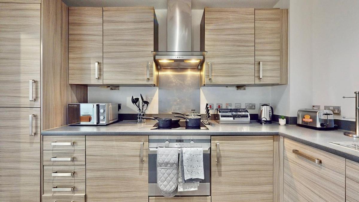 10 Mins From Abba Arena With Free Parking Appartement Londen