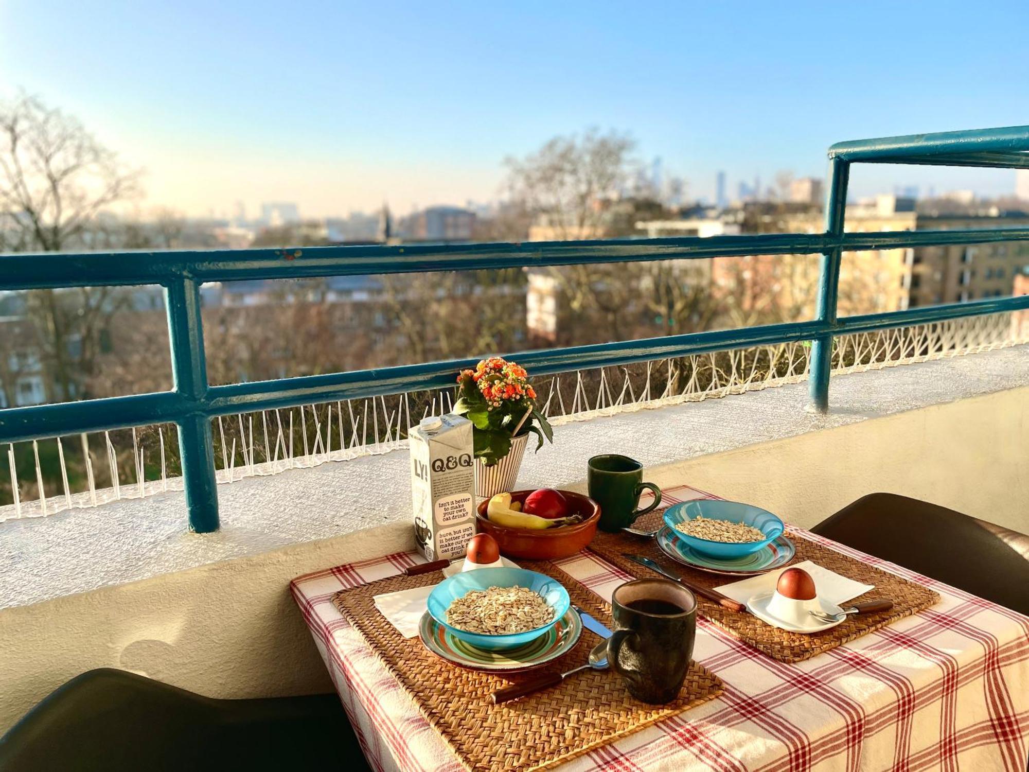 Stylish At Fields With Amazing View London