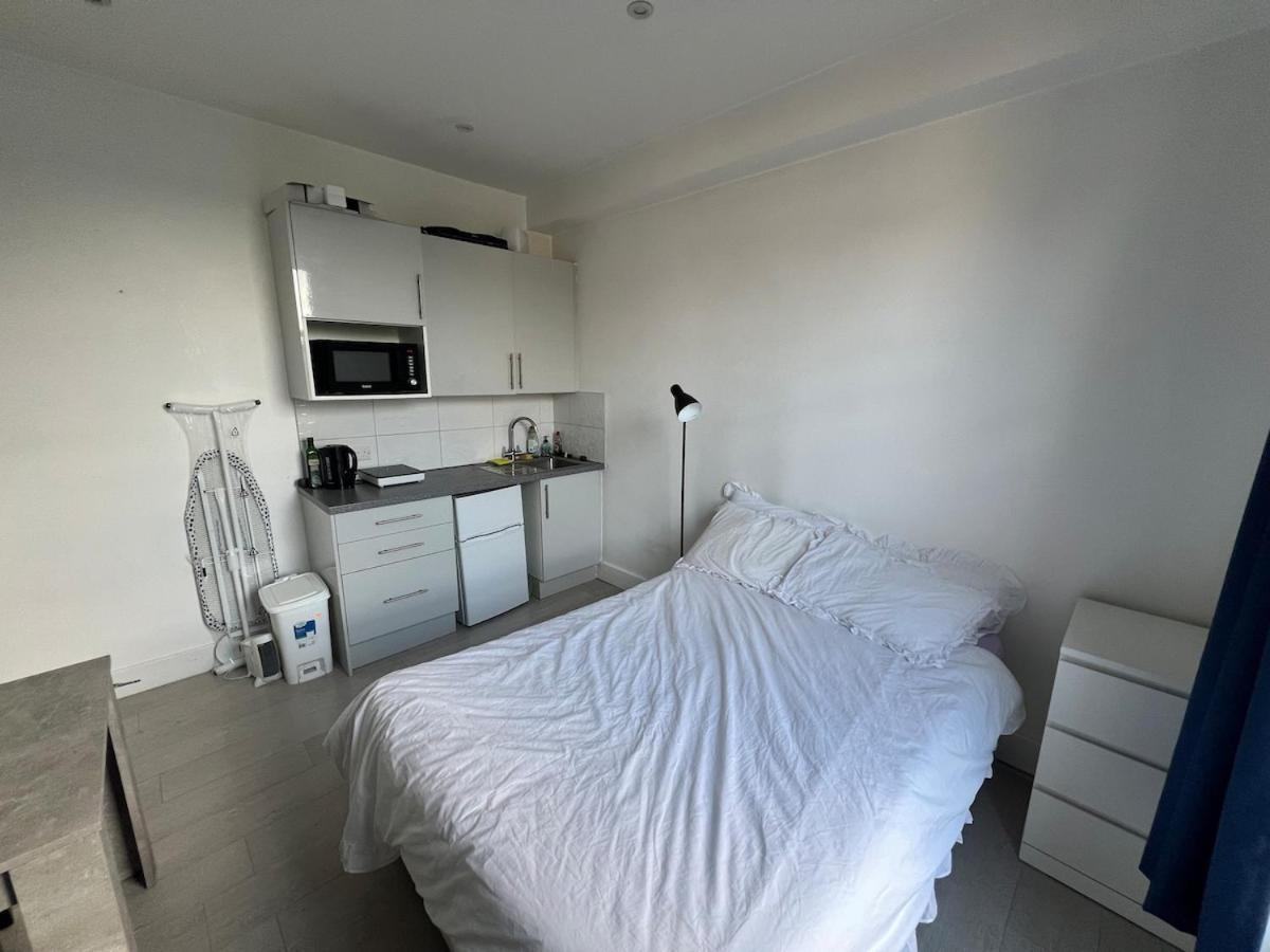 Cosy Flat Near Apartment London