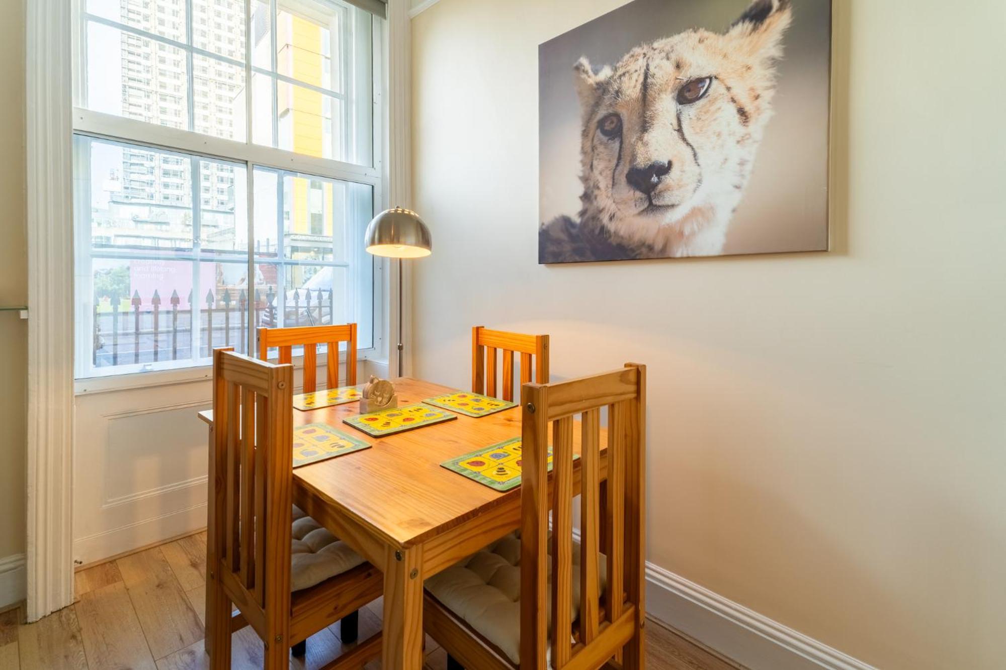 Appartement Stylish 2bed Steps From Iconic Waterloo! *