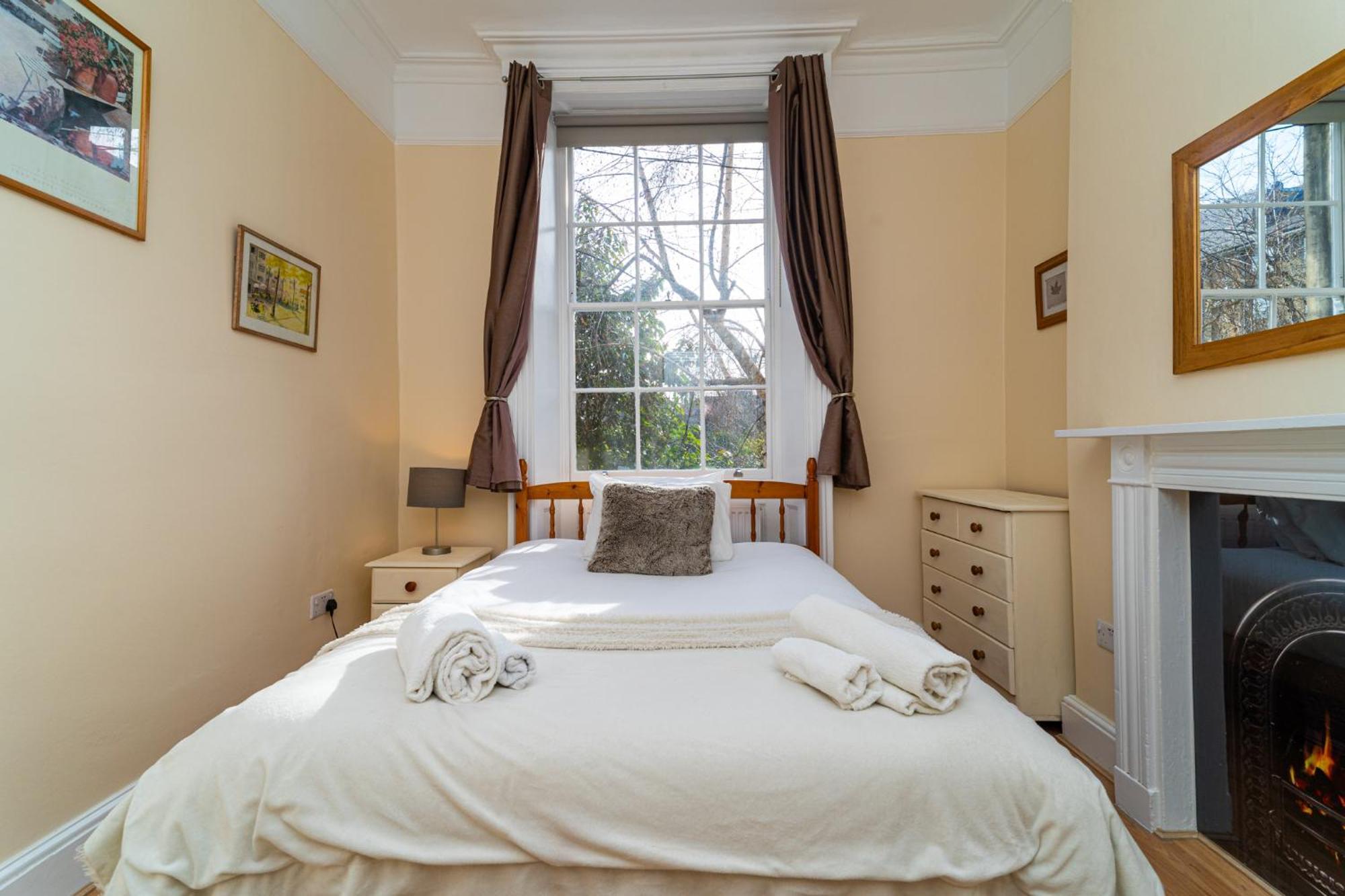 Stylish 2bed Steps From Iconic Waterloo! Londen