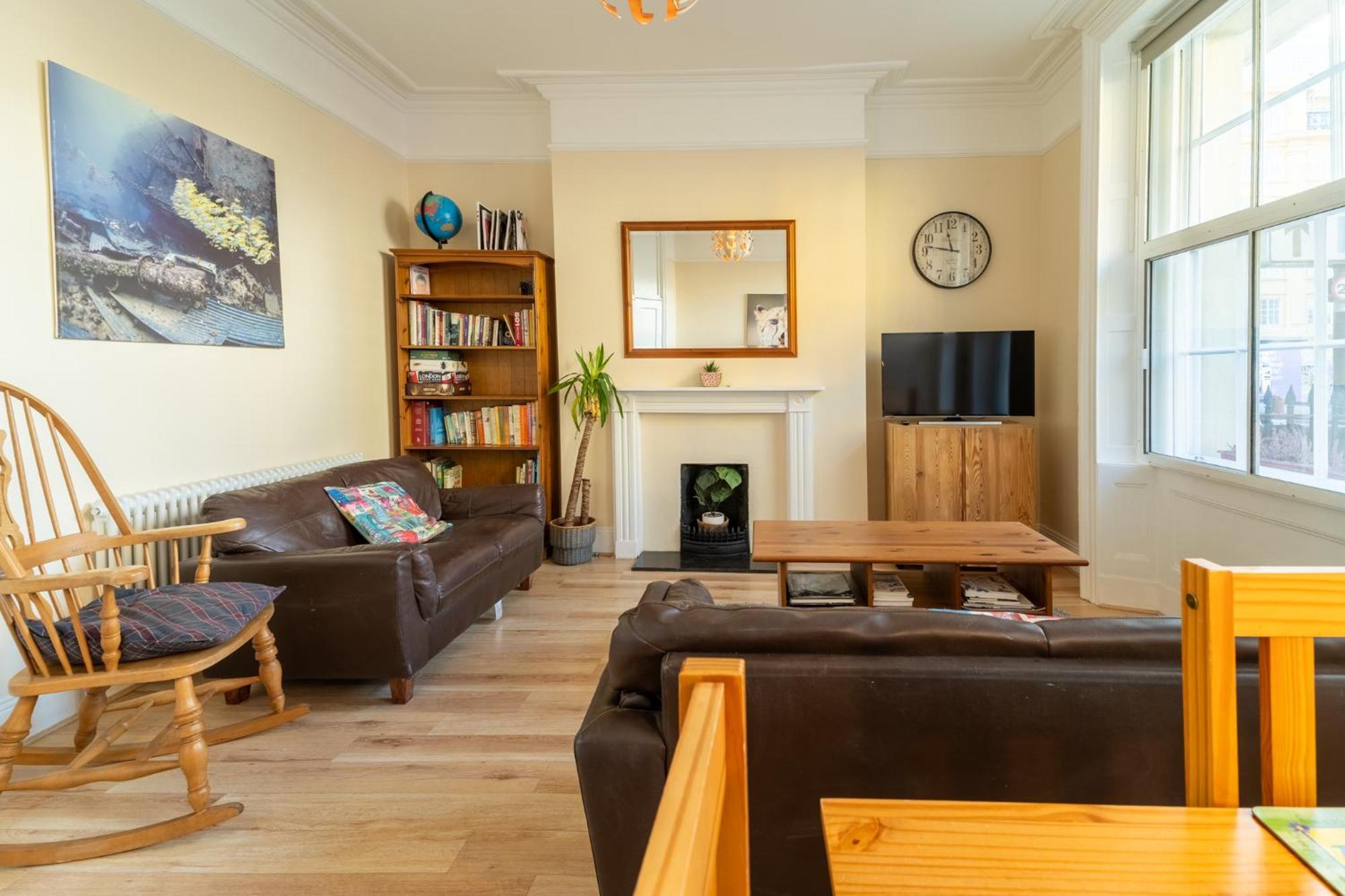 Stylish 2bed Steps From Iconic Waterloo! Londen