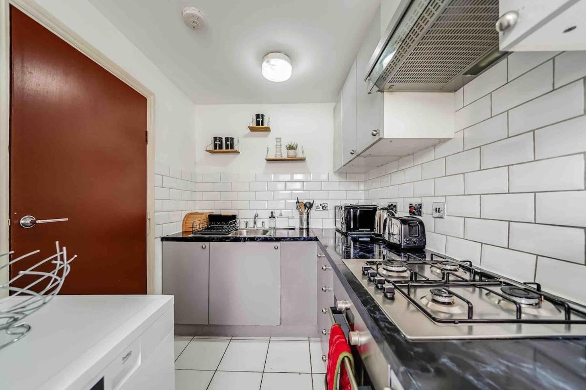 Lejlighed Lovely 2-bed Close To Excel And O2 Arena London