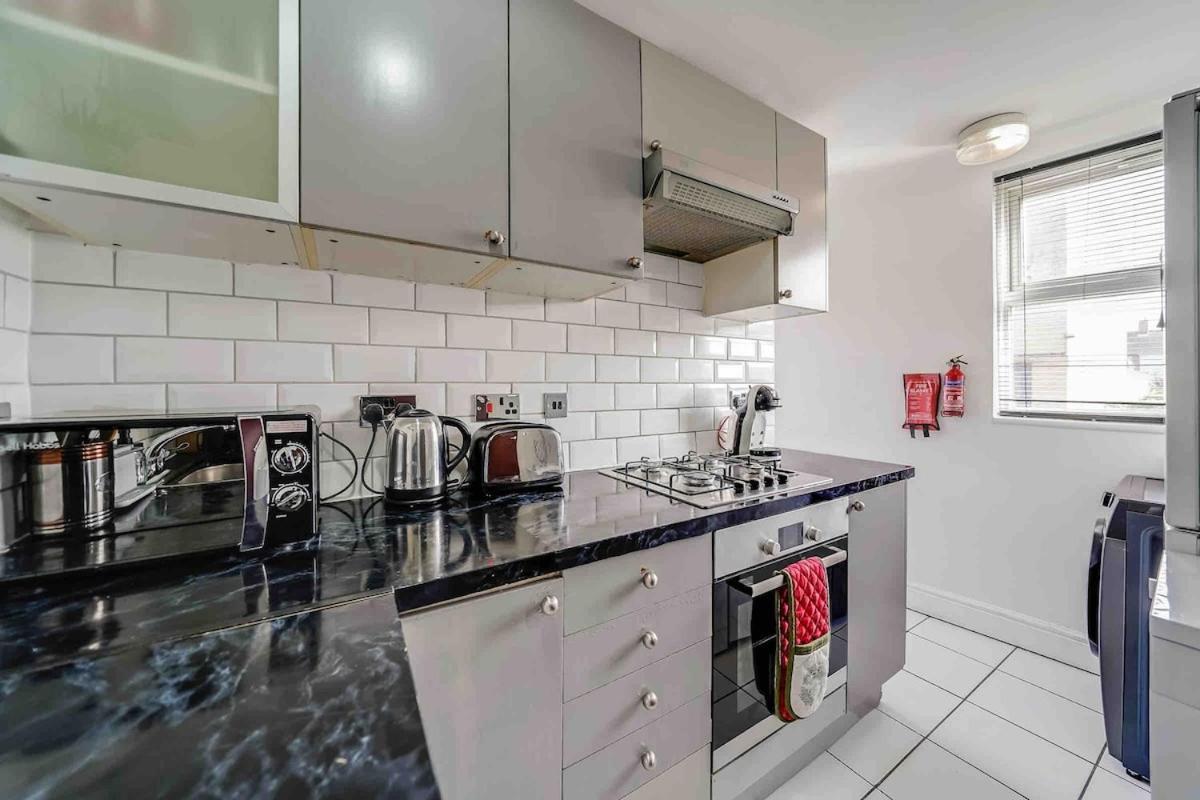 Lejlighed Lovely 2-bed Close To Excel And O2 Arena *