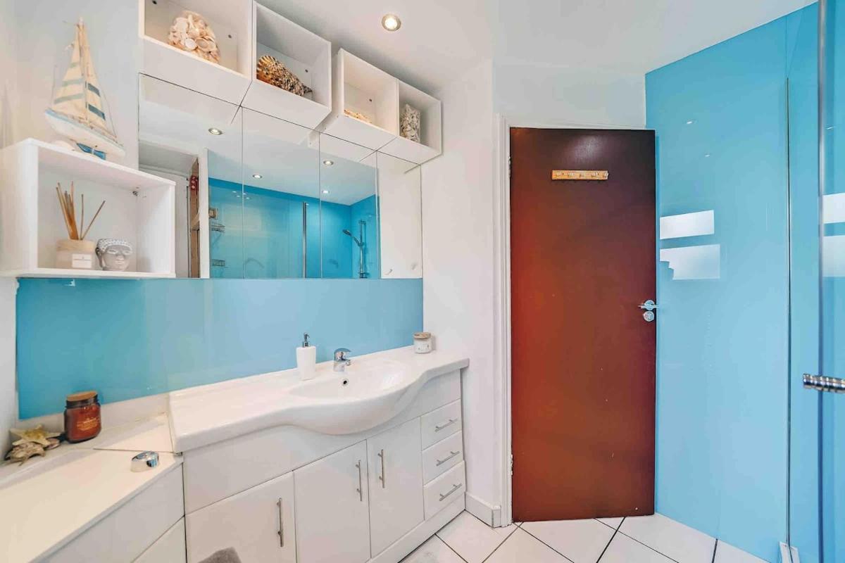 Lovely 2-bed Close To Excel And O2 Arena Lejlighed London