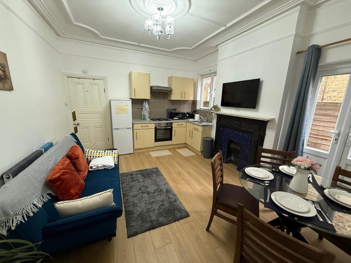 Appartement 1 Bedroom, 30 Minutes To Centre!
