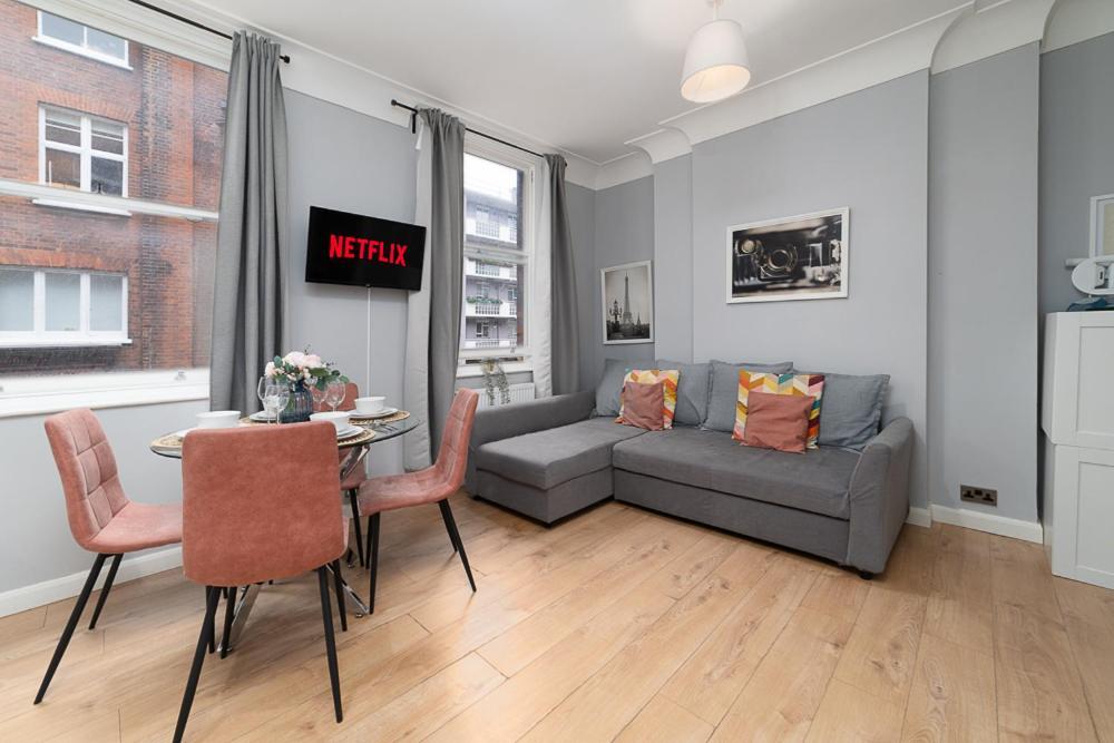 Luxury In Holborn Walk To Oxford Street & Covent Garden Londen