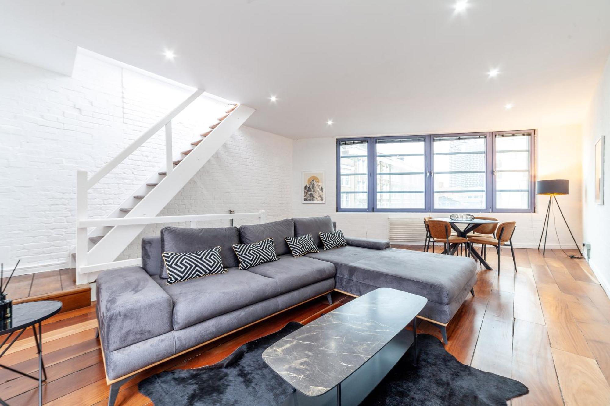 Penthouse 2br Duplex With Roof Terrace In Shoreditch Londen