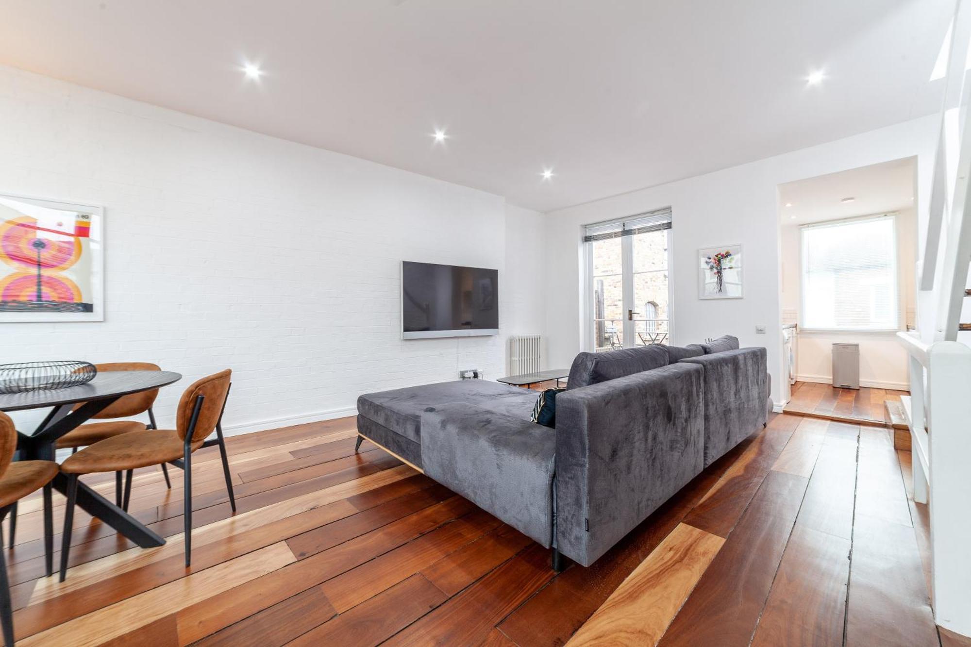 Penthouse 2br Duplex With Roof Terrace In Shoreditch * Londen