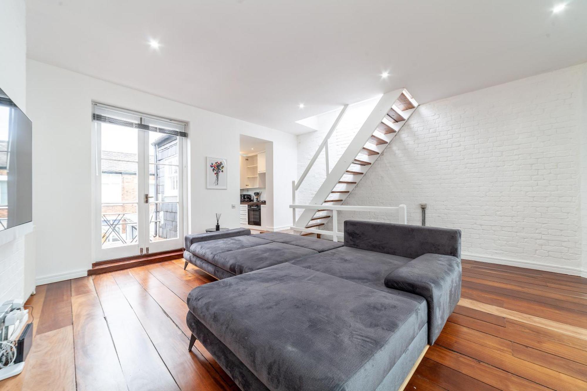 Penthouse 2br Duplex With Roof Terrace In Shoreditch * Londen