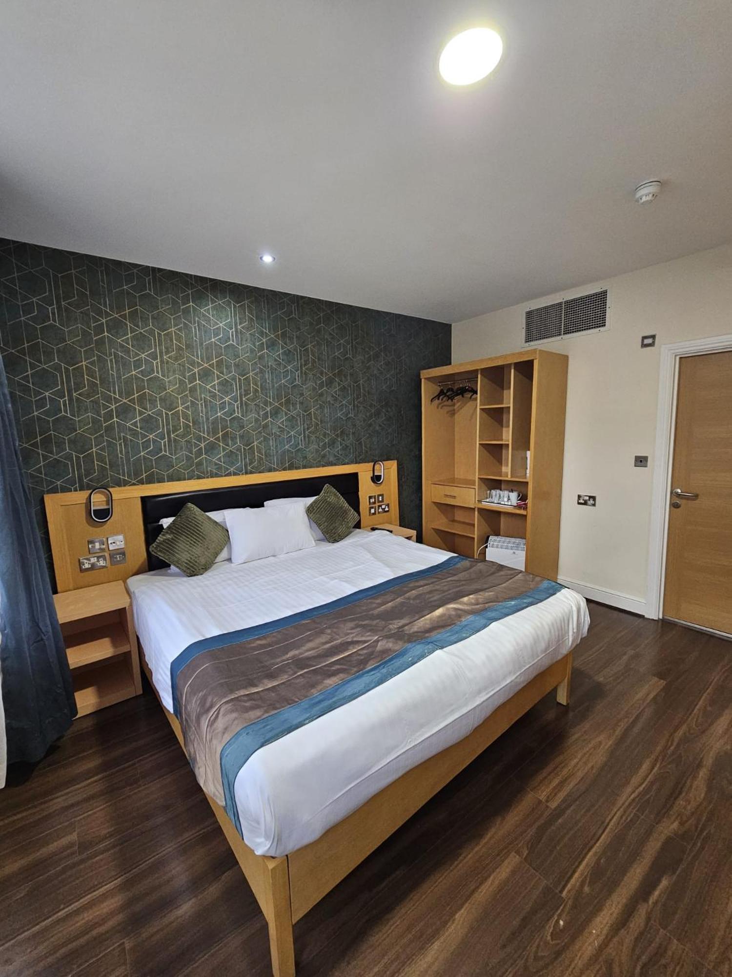 Hotell Cromwell London
