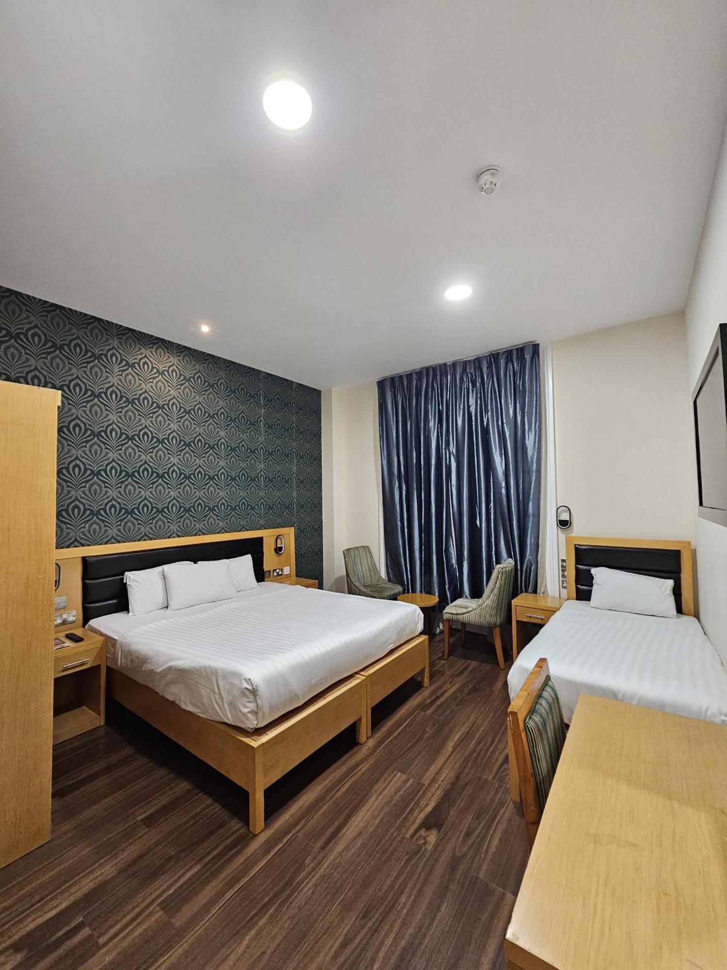 Hotell Cromwell 3*