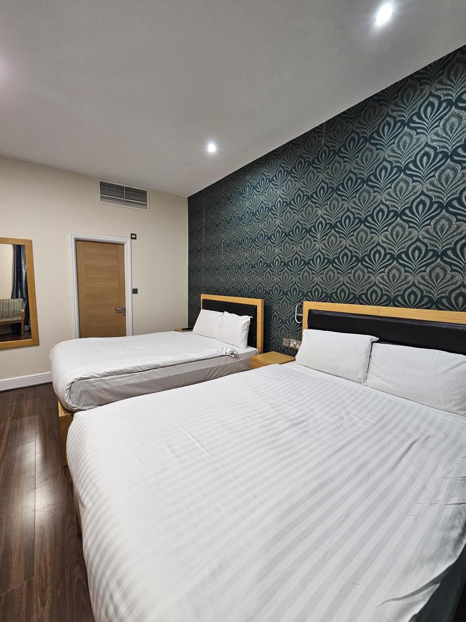Cromwell Hotell 3*