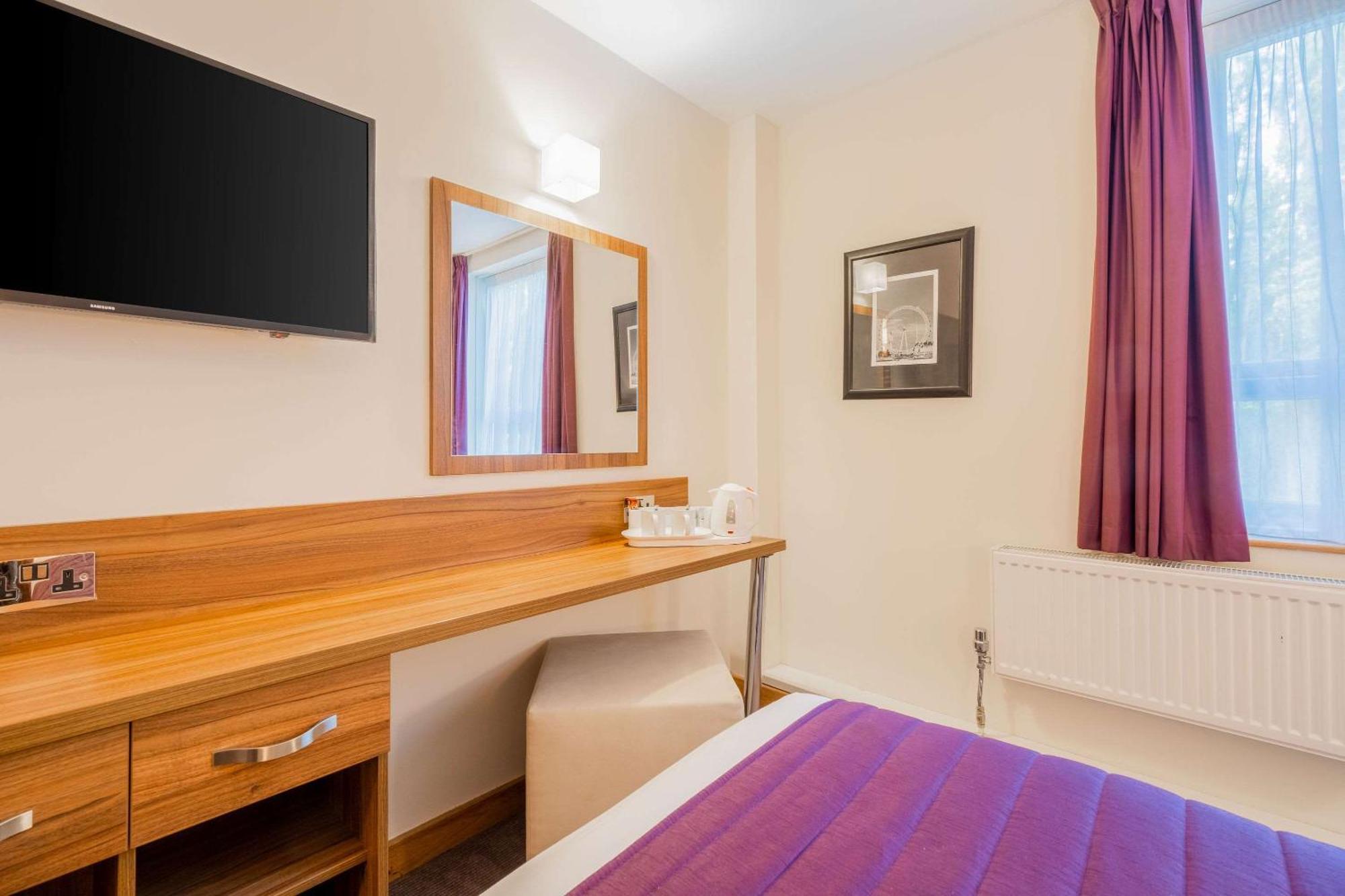 Quality Hampstead 3*