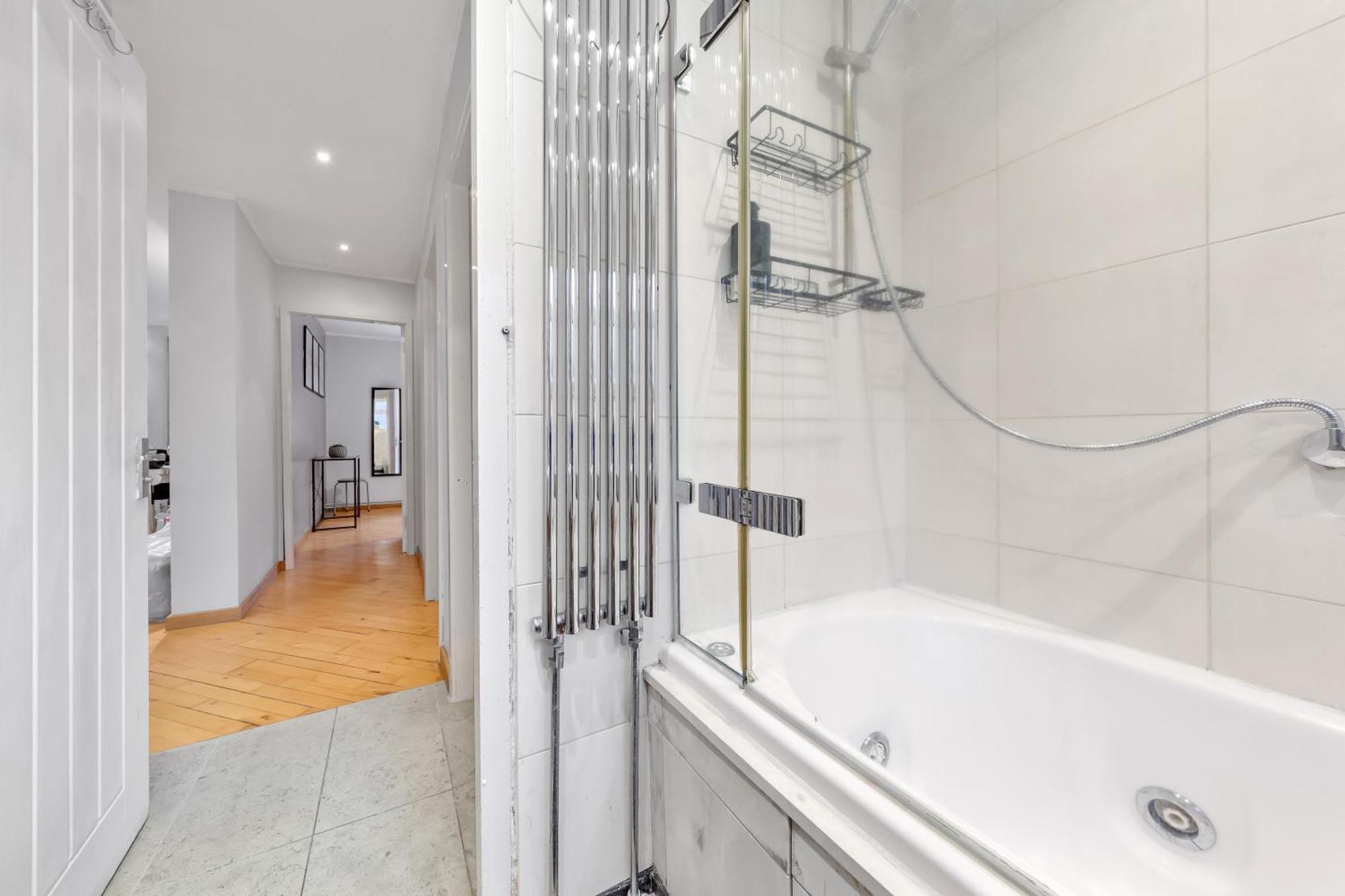 Apartment Luxe - Sleeps 6 - Putney & Stamford Bridge *