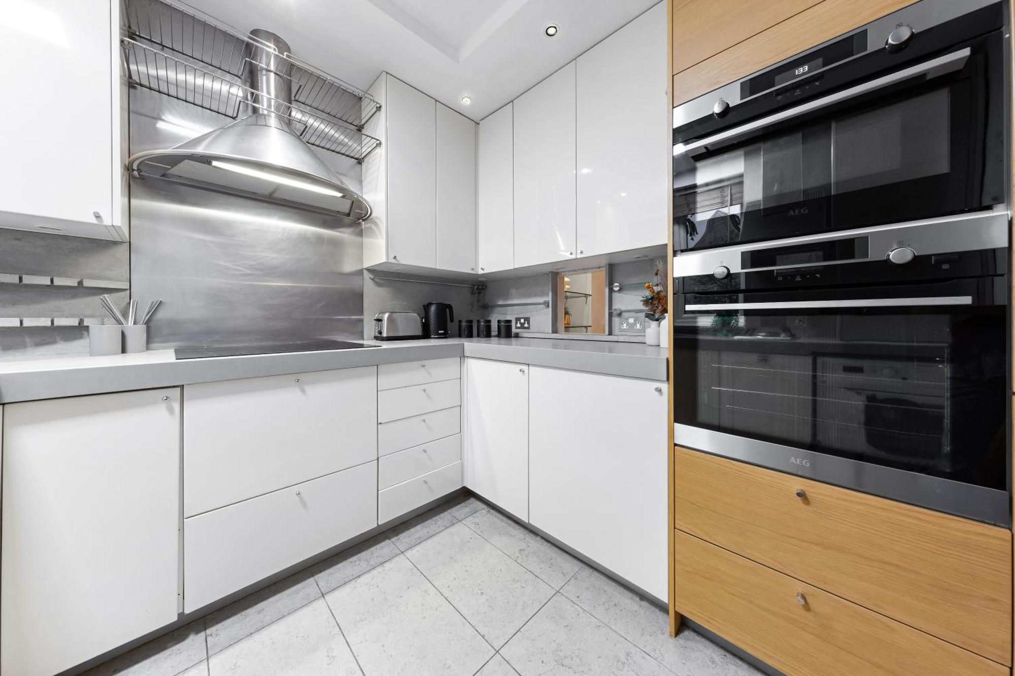 Lägenhet Elegant Retreat - Sleeps 6 - Close To Putney & Stamford Bridge
