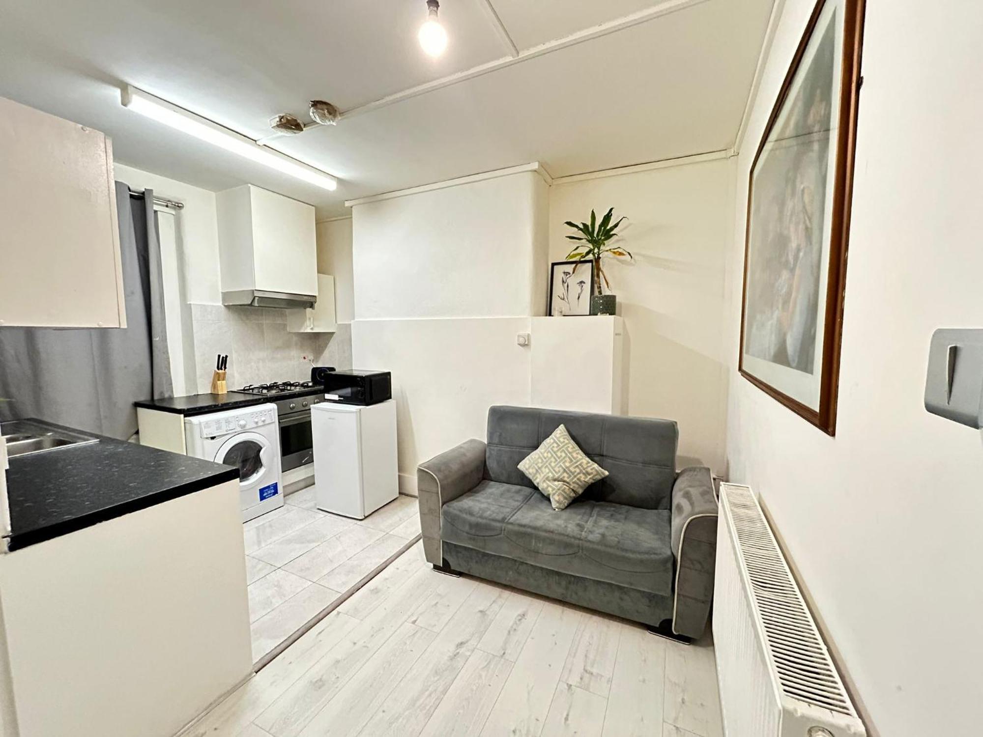 Ground Floor One Bedroom Flat Apartment