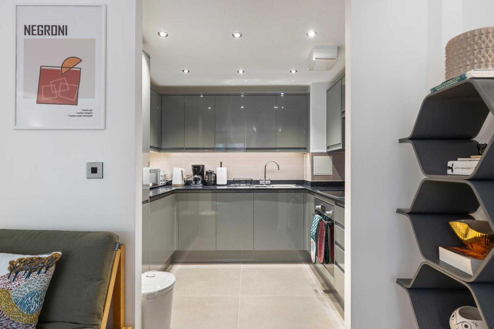 Luxury 2bed 2bath In Westminster 7ppl * Londen