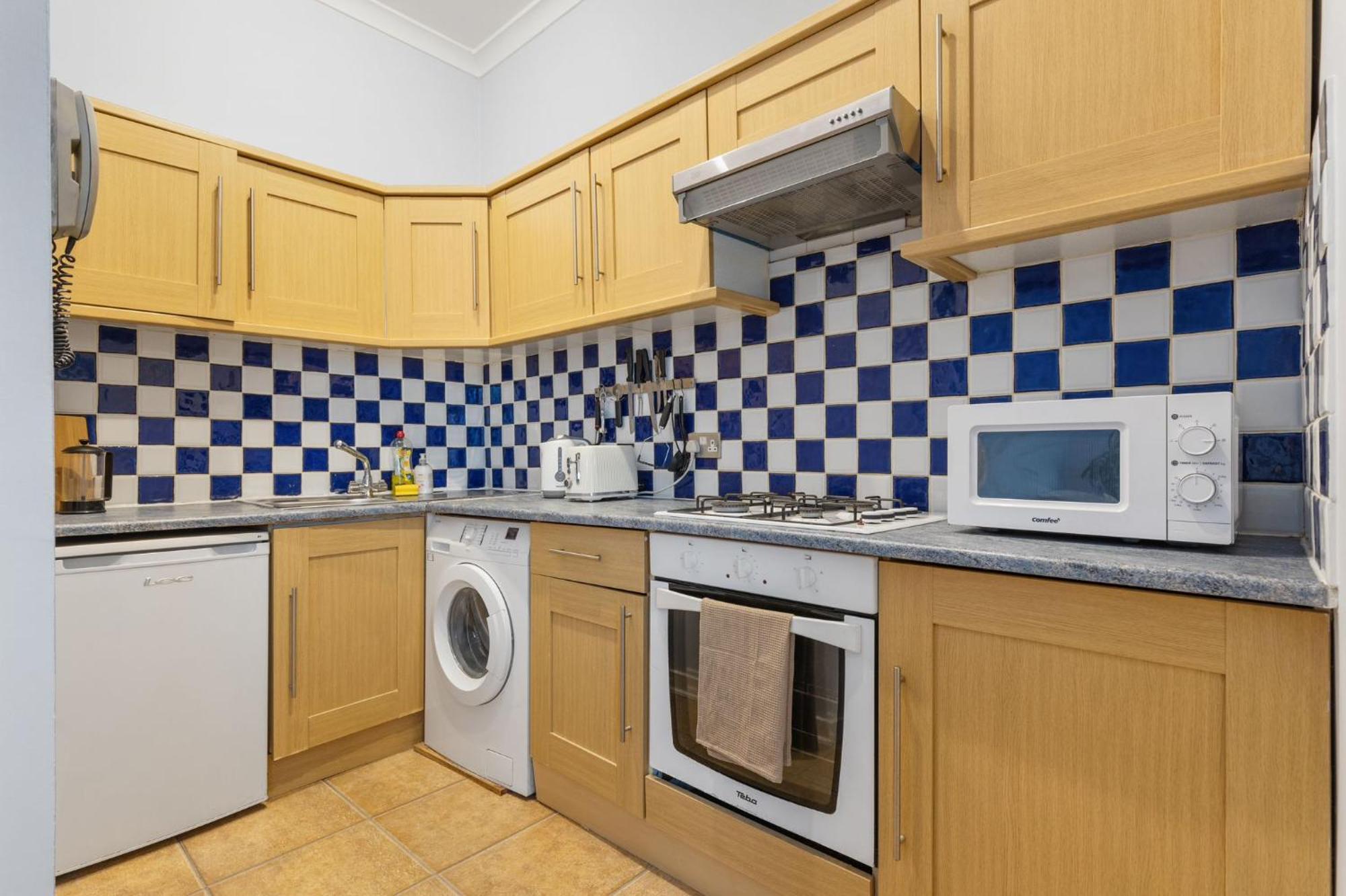 Leilighet Cosy 1-bed Flat For 4 Ppl W Parking London
