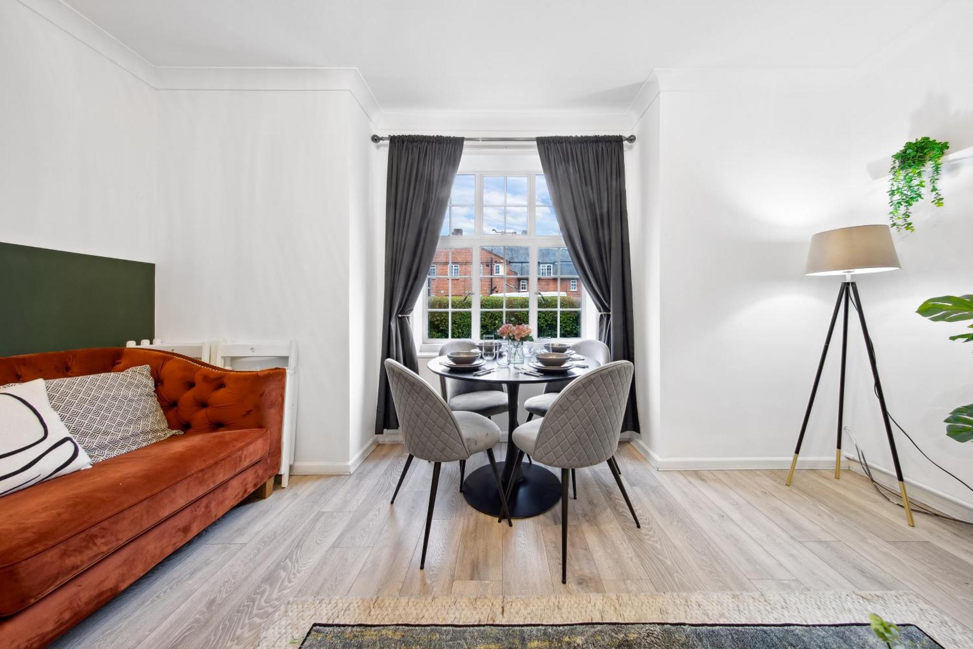 Feriehus Luxe Jacuzzi - Sleeps 7 - Putney Bridge