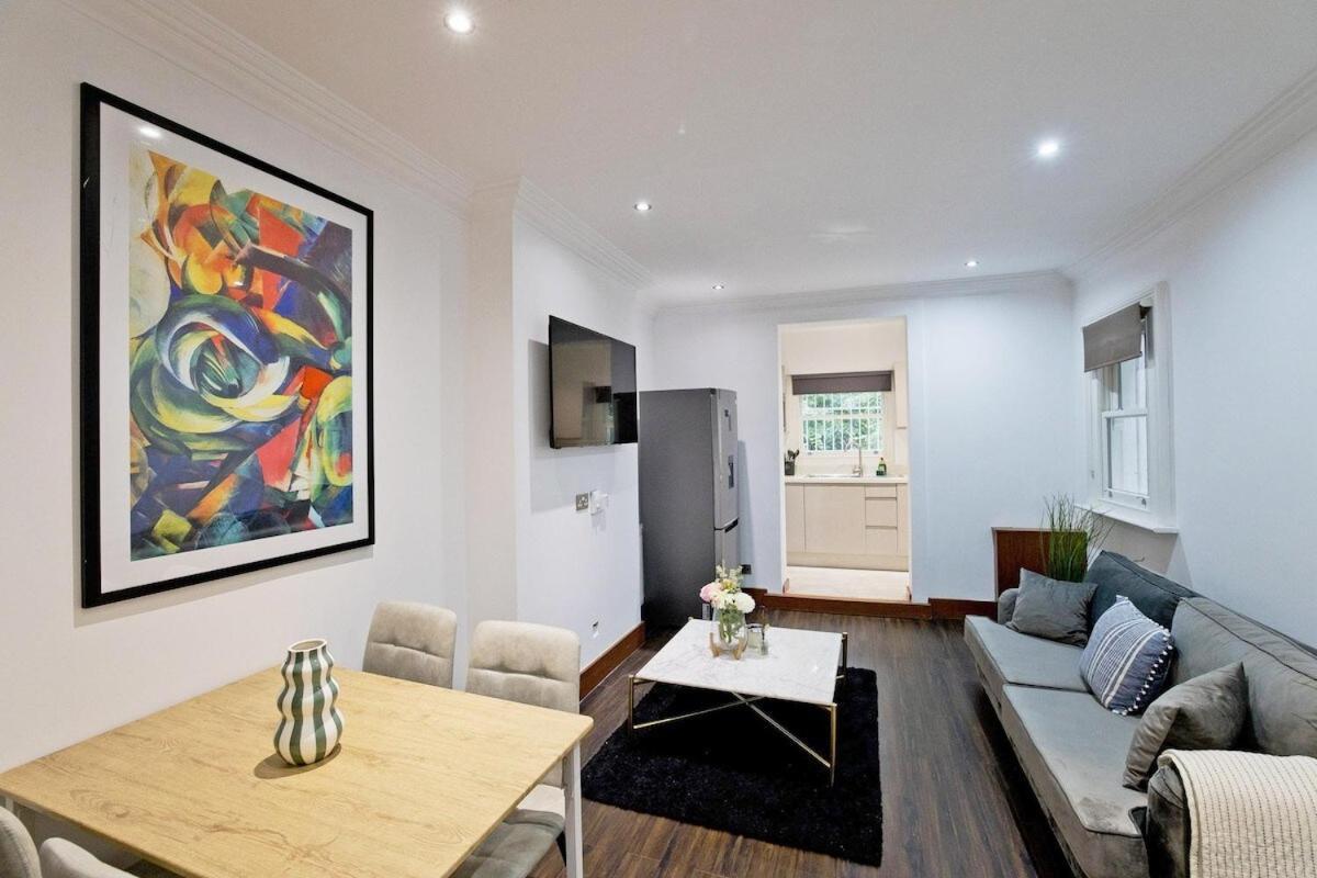 Charming 2-bed Holland Prk Rd Lägenhet *
