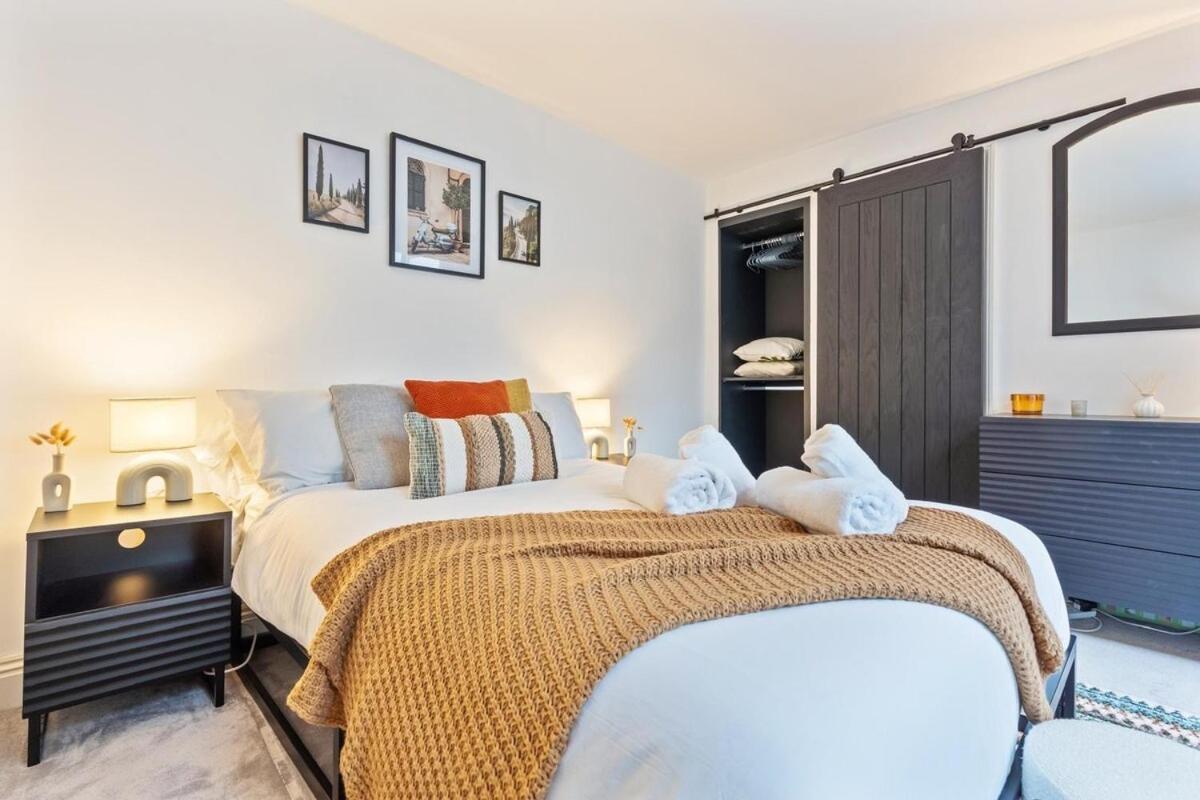 Apartment Cozy And Quiet 2 Minutes Walk From Main Street Flat W Garden *