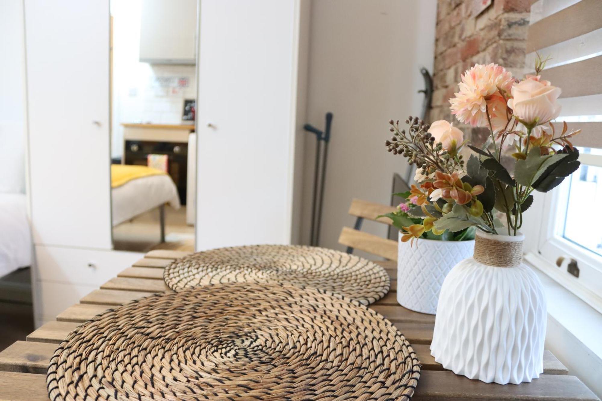Lejlighed Stylish - Private Bathroom, 15mins To London! *