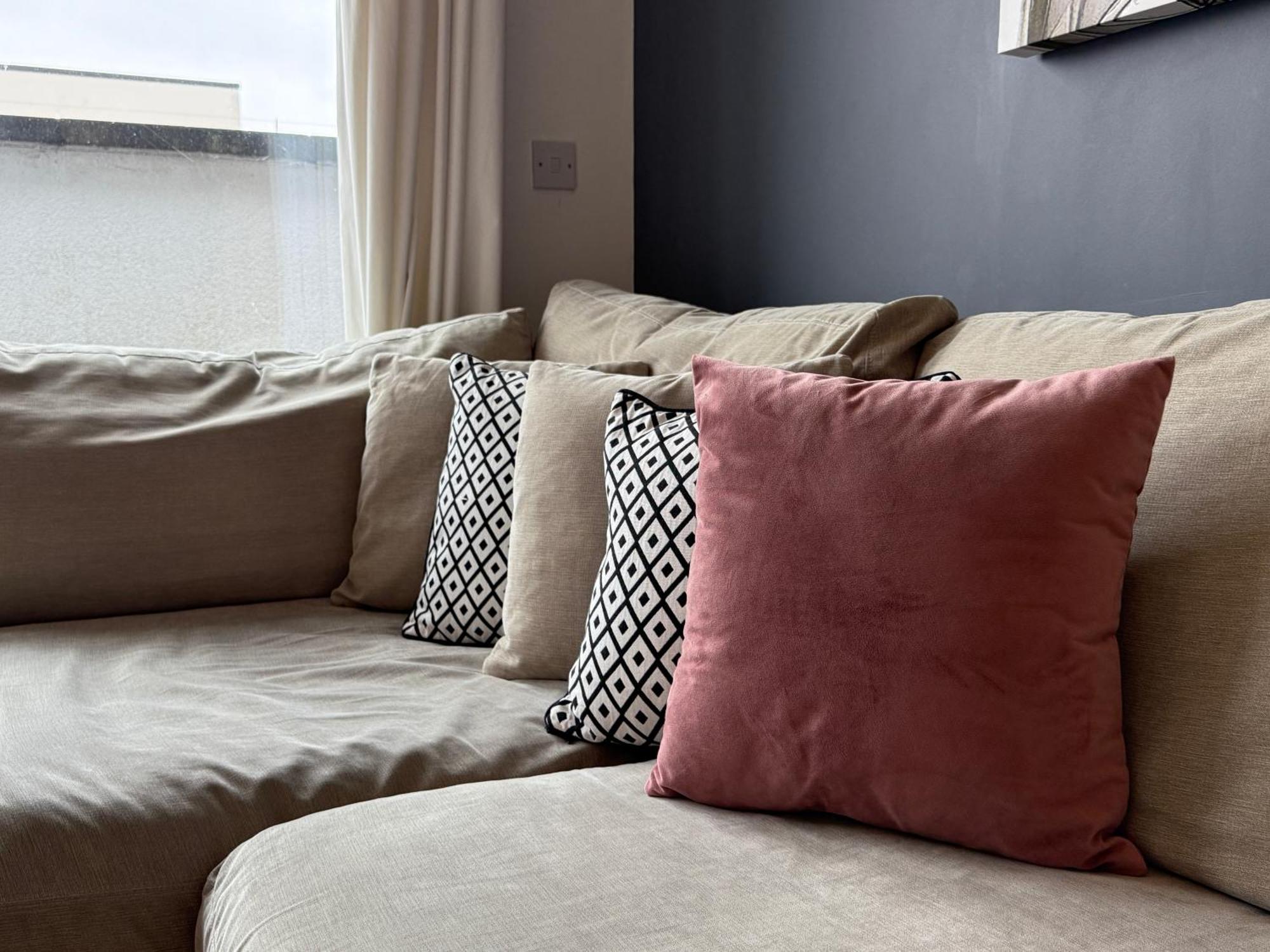 Spacious 2 Bedroom Flat, Near Kings Cross, Location Apartment London