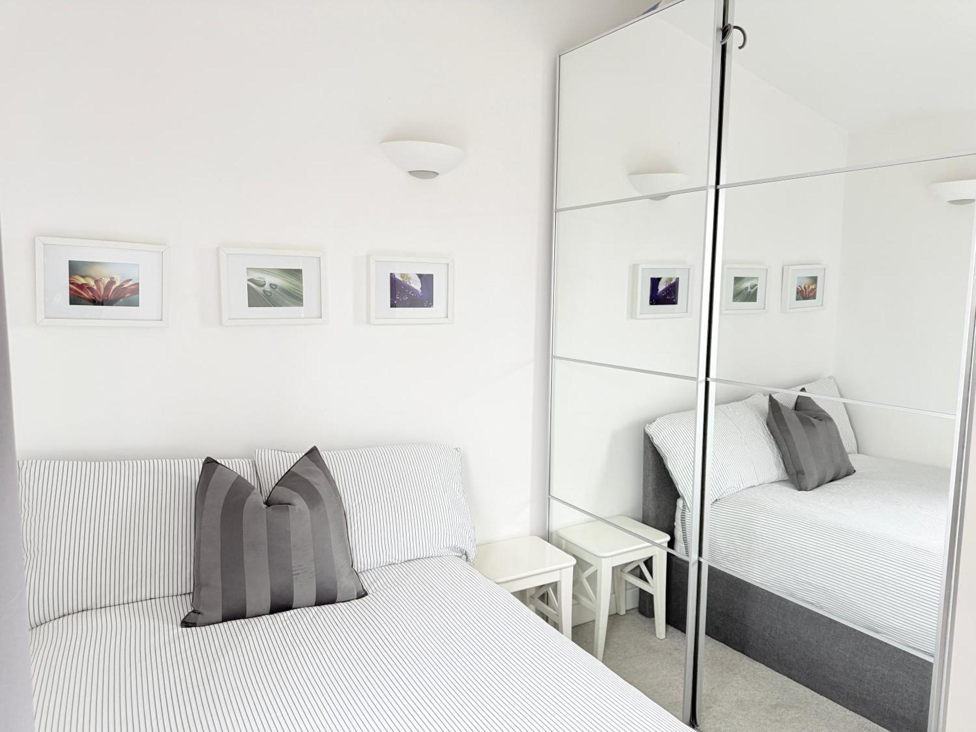 Spacious 2 Bedroom Flat, Near Kings Cross, Location * London