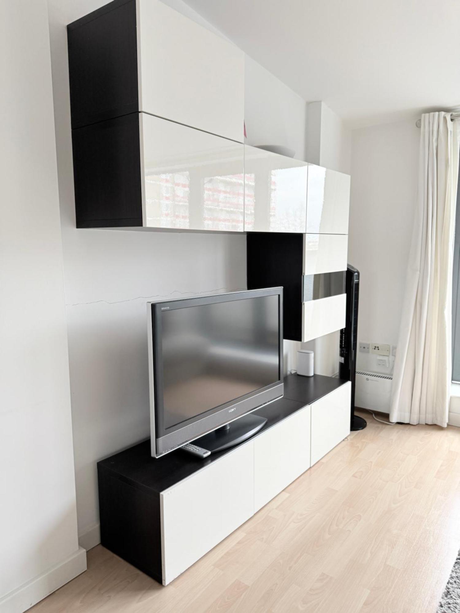 Apartment Spacious 2 Bedroom Flat, Near Kings Cross, Location *