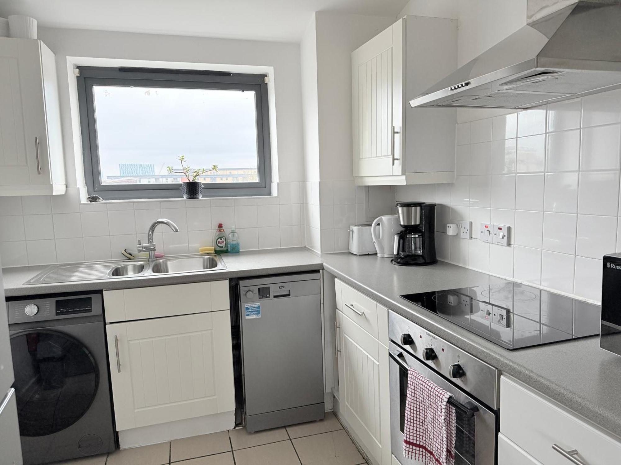 Spacious 2 Bedroom Flat, Near Kings Cross, Location Apartment London
