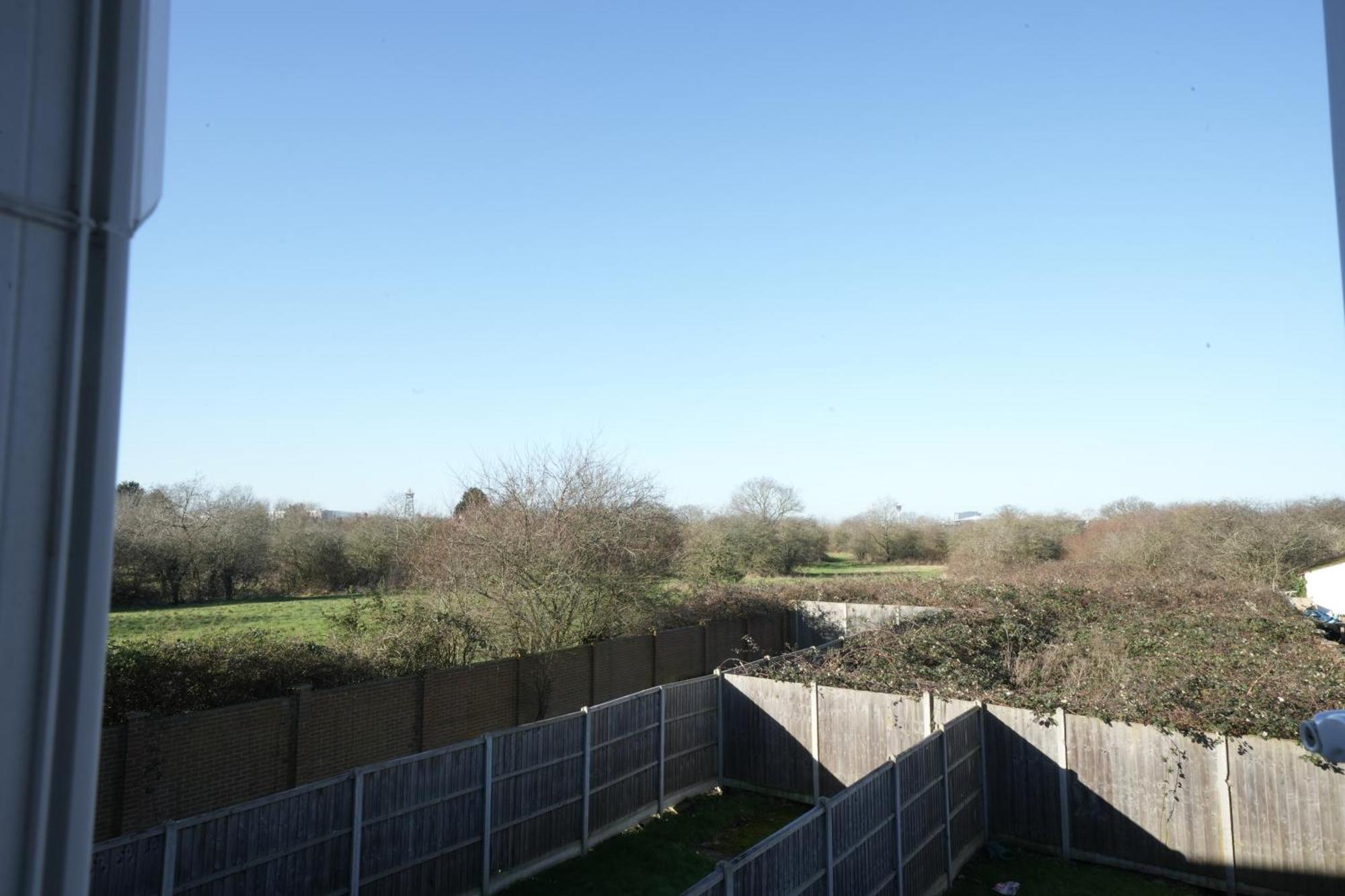 Appartamento Hatton Heathrow Airport- Free Parking-free Underground To And From Heathrow Airport Hatton Cross Picture-see Fast Hatton Cross To 30min