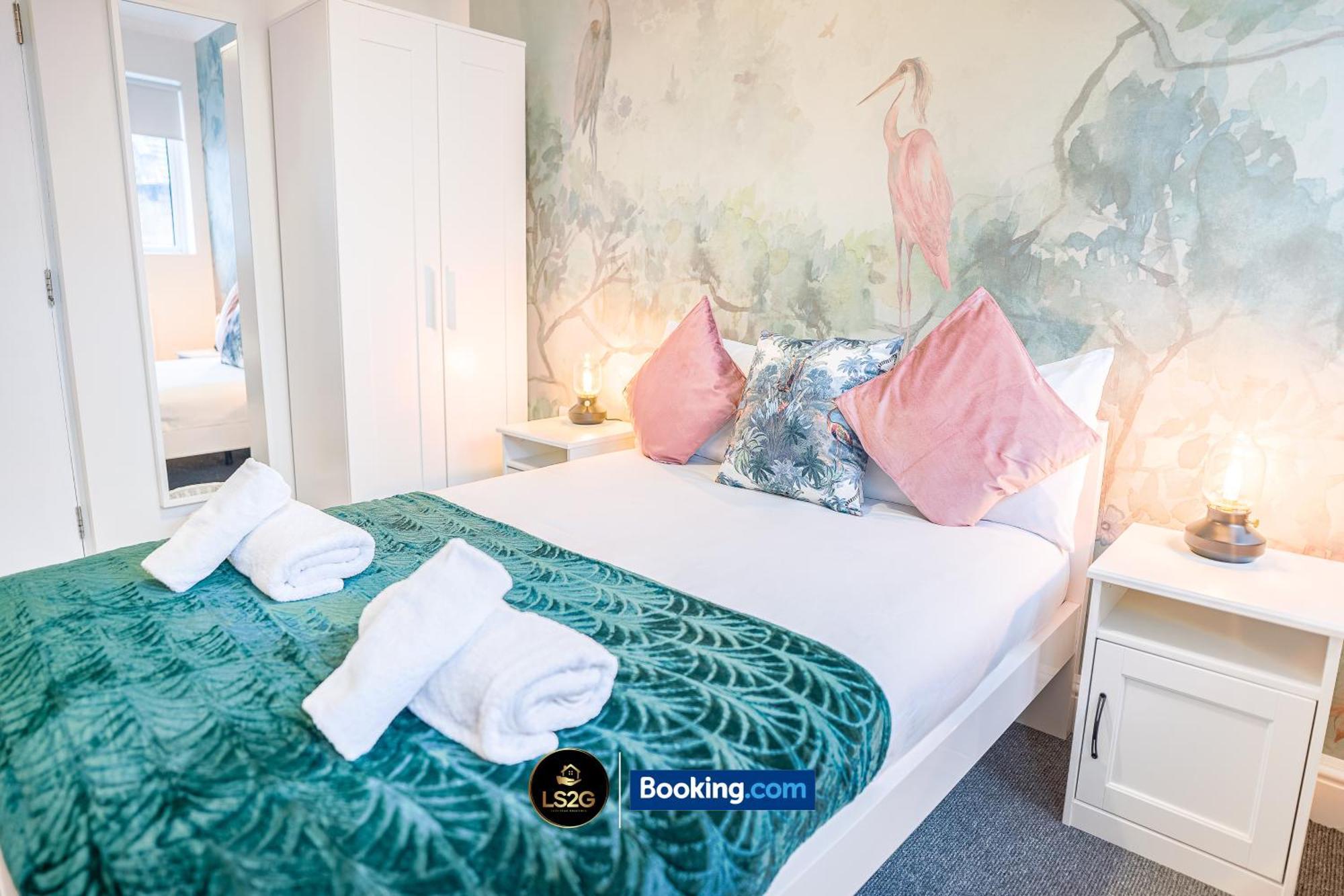 Amazing 3 Bedroom By Ls2g Short Lets & Serviced Greater With Free Wifi * Londen
