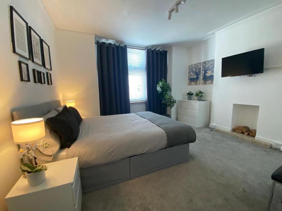 Beautuful 2 Bed In Appartement