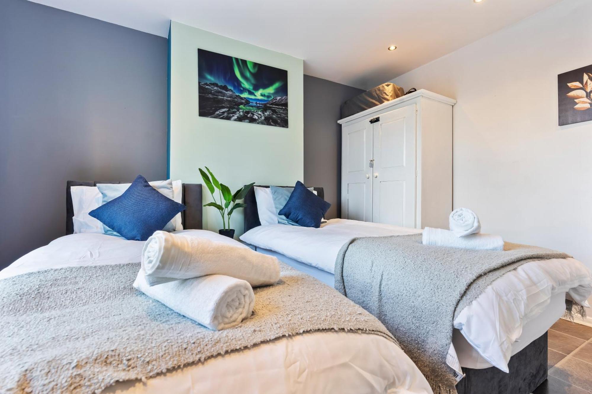 Impeccable 4-bed House In Brixton Londen