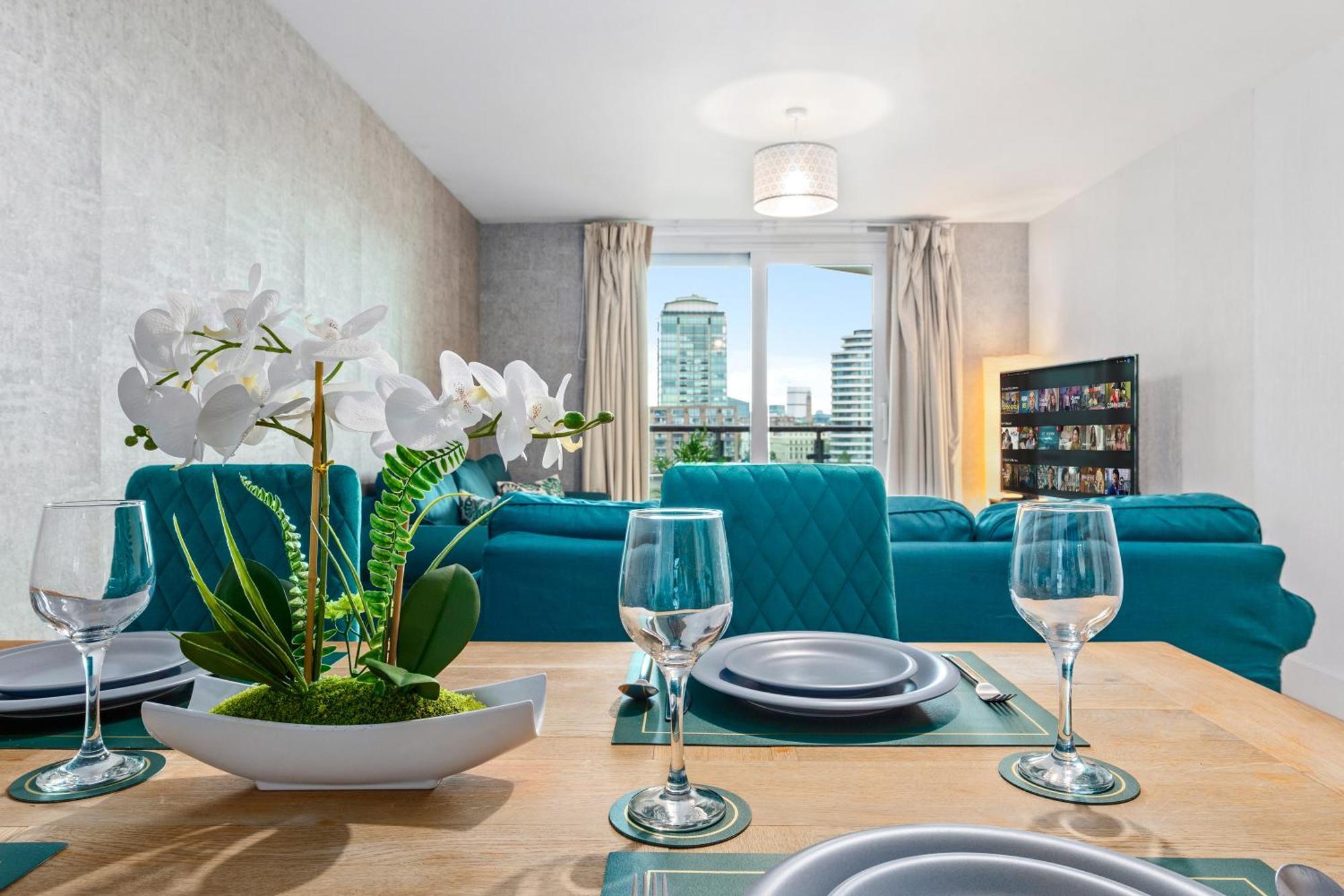 Lägenhet St, George Wharf Vauxhall Bridge Large 2bedrooms With River View Panoramic Balcony