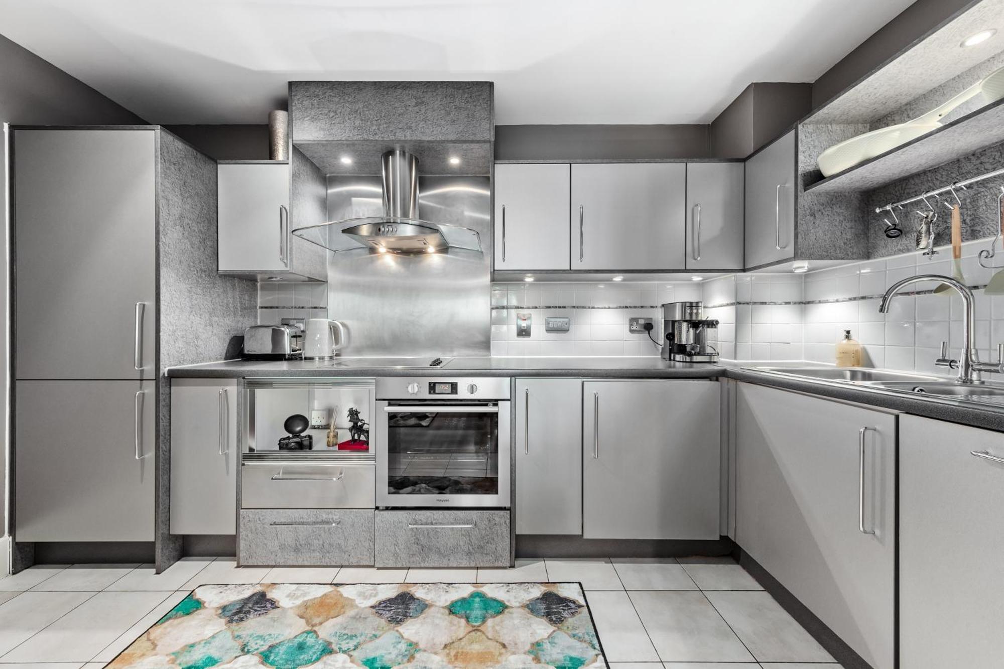St, George Wharf Vauxhall Bridge Large 2bedrooms With River View Panoramic Balcony Lägenhet London