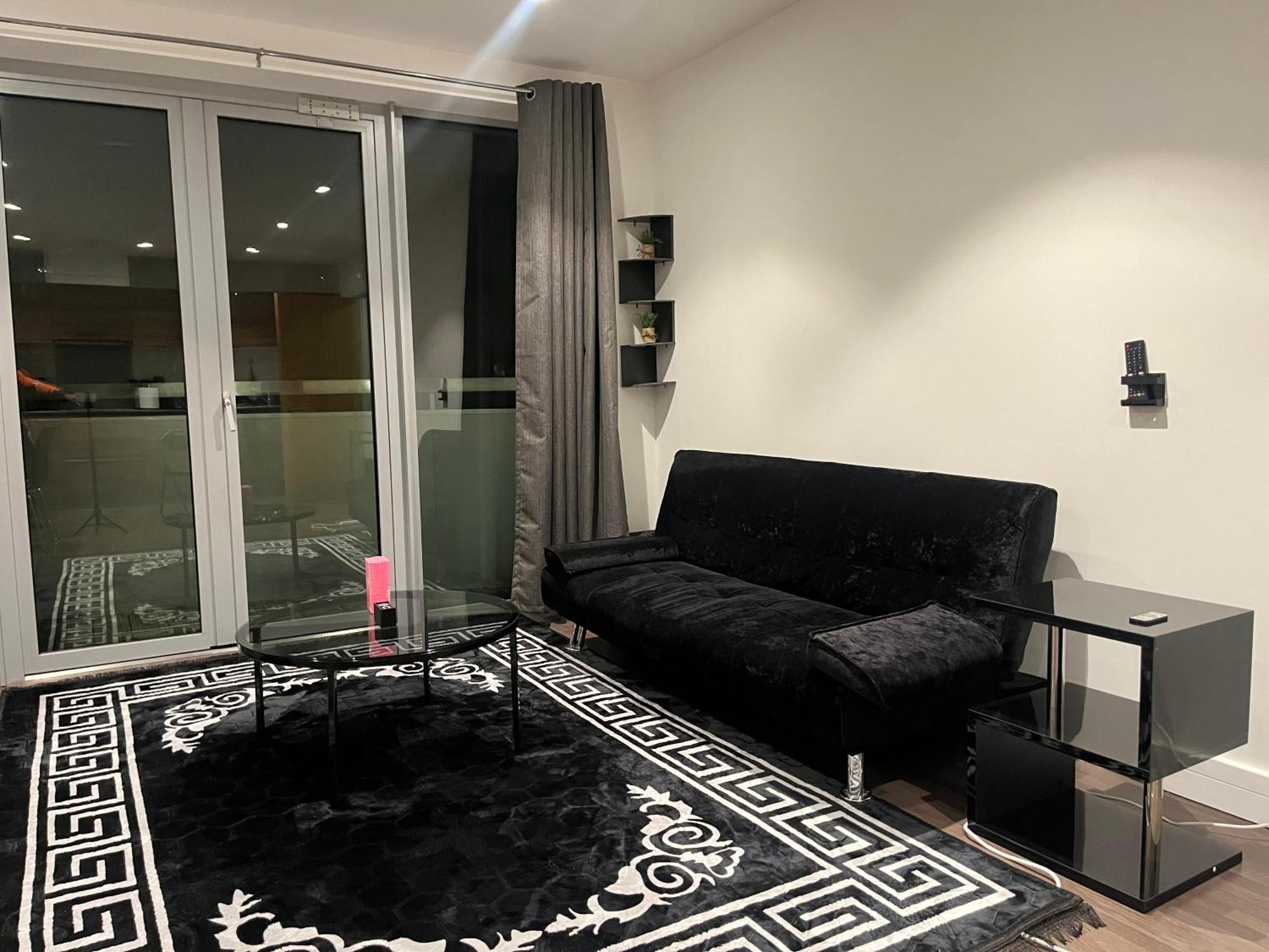 Charming & Cosy 2 Bed Lejlighed London