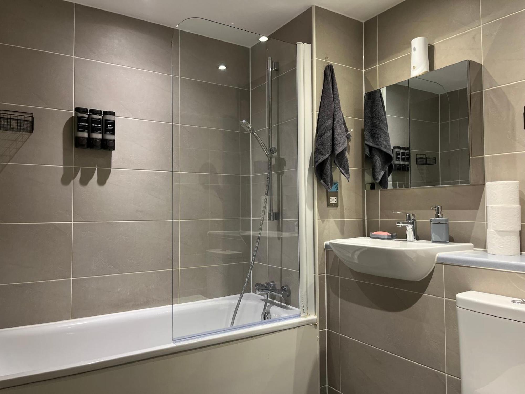 Charming & Cosy 2 Bed Lejlighed London